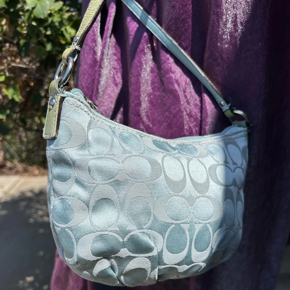 Coach Light Blue 2000s Crossbody Bag 🩵 - Picture 12 of 16